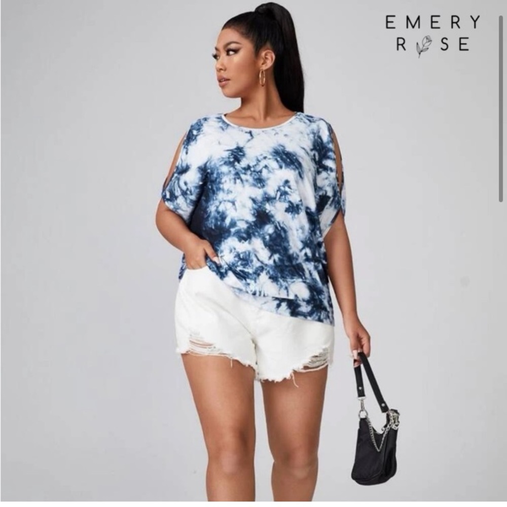 ✨ SHEIN Blue Tie-Dye Flowy Tunic Top – Bold & Effortless